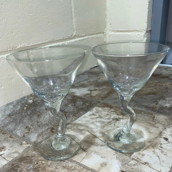 Set  of two Vintage Glass squiggle wavy Z shaped crocked steam martini glasses - Picture 1 of 15